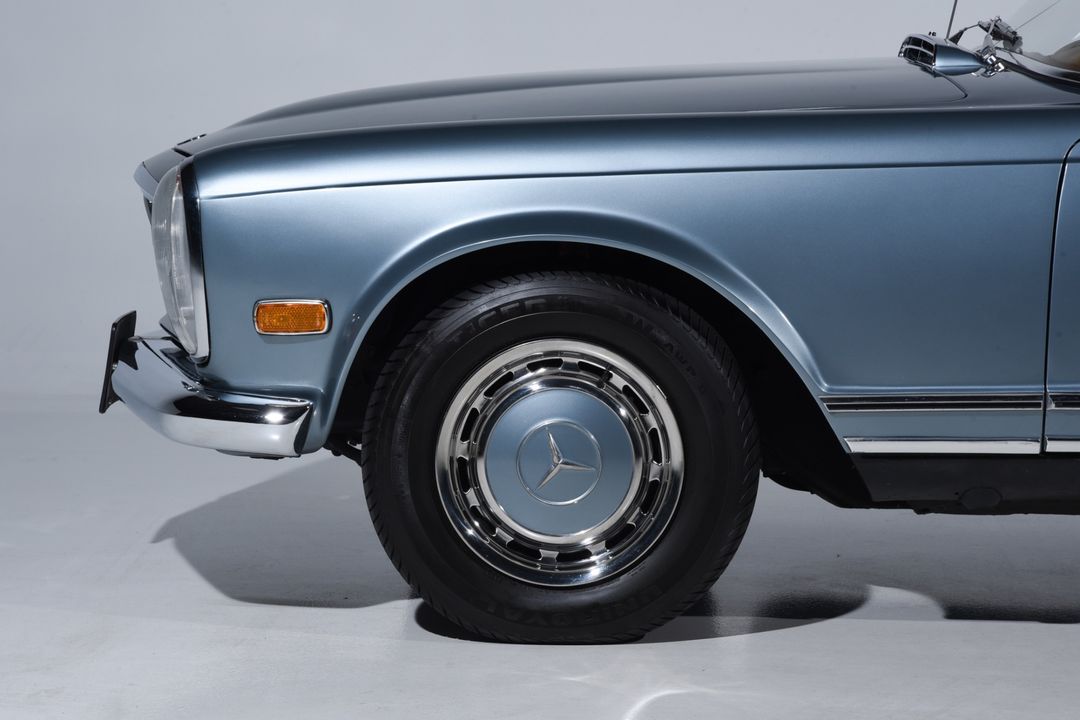 1969 Mercedes-Benz 280-CLASS