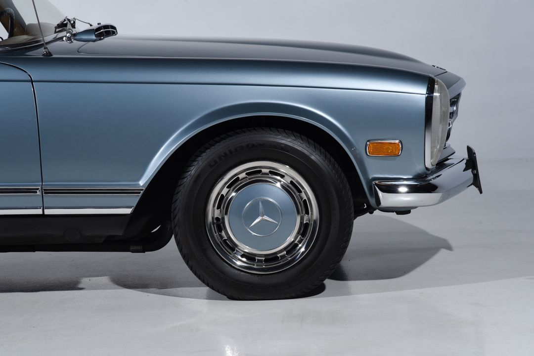 1969 Mercedes-Benz 280-CLASS