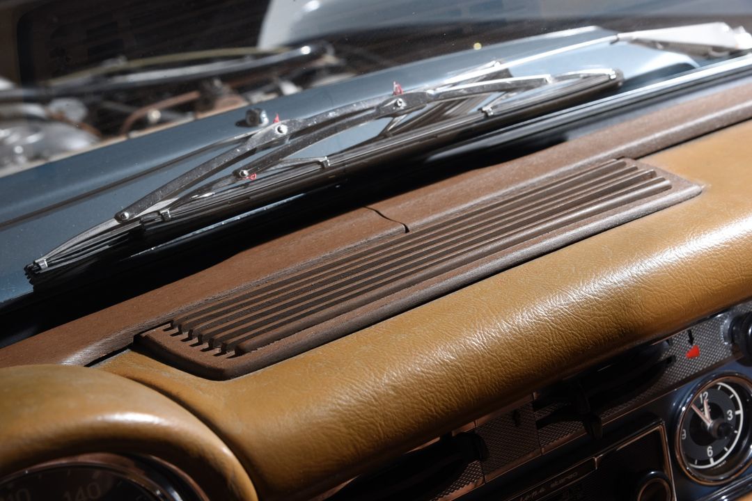 1969 Mercedes-Benz 280-CLASS
