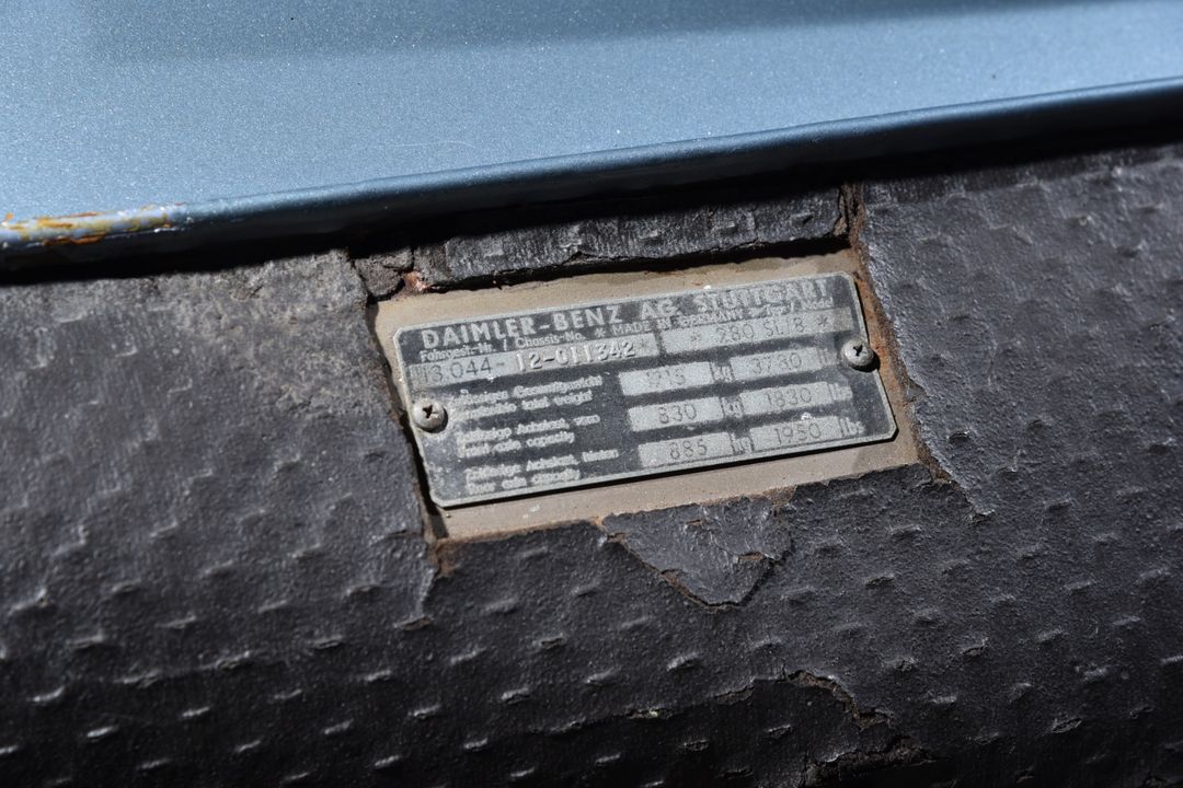 1969 Mercedes-Benz 280-CLASS