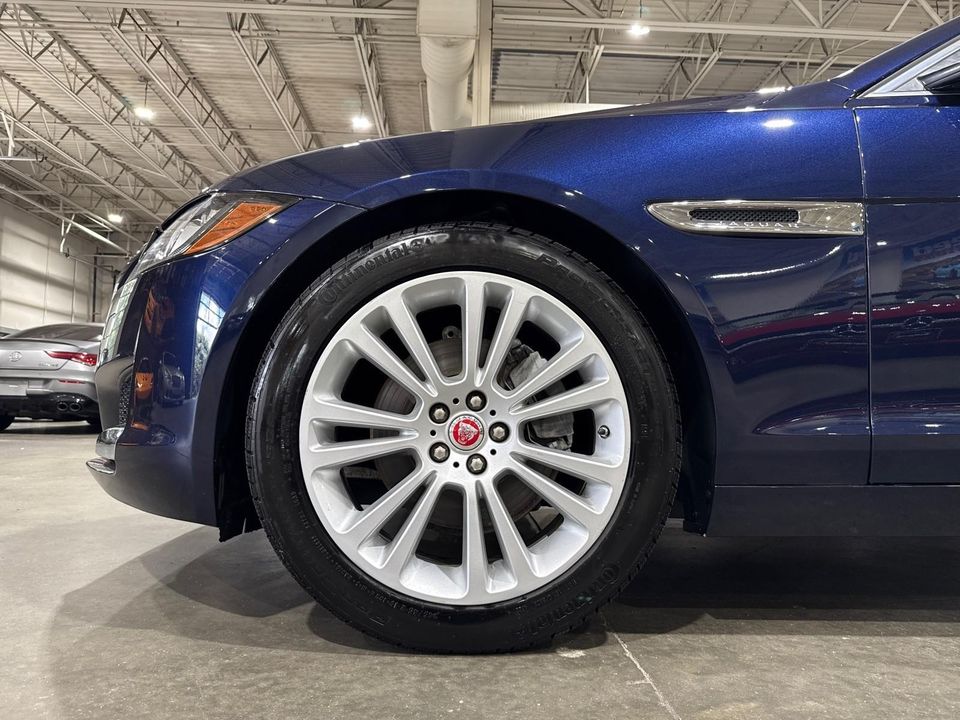 2017 Jaguar XF