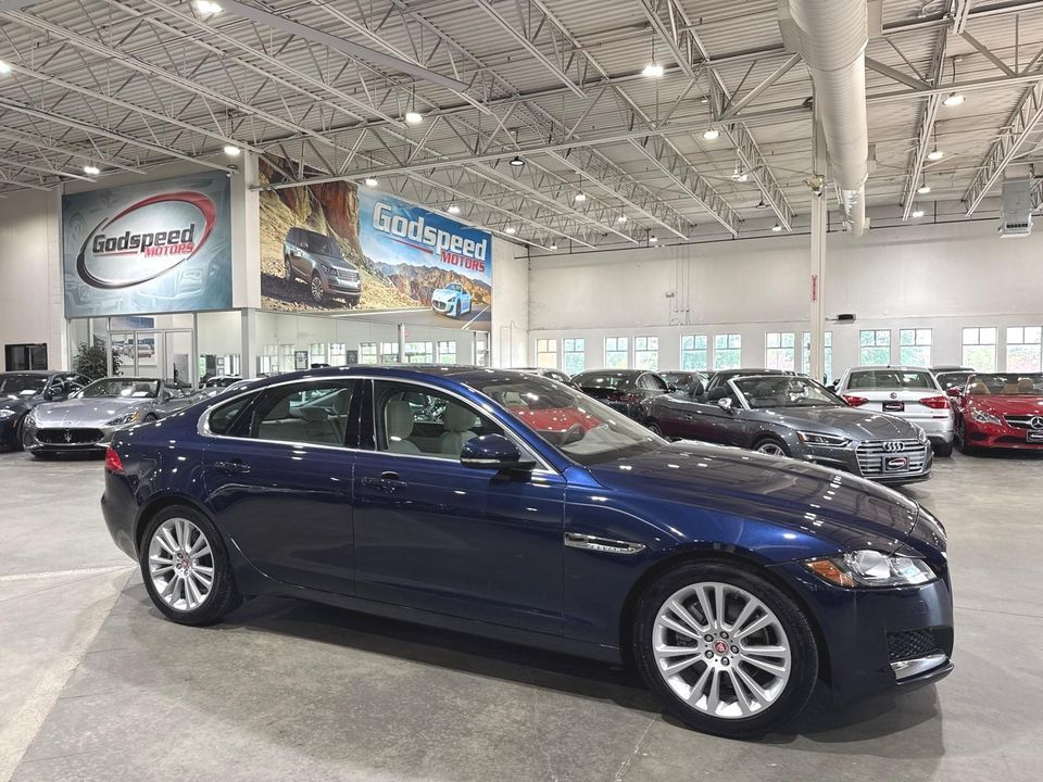 2017 Jaguar XF