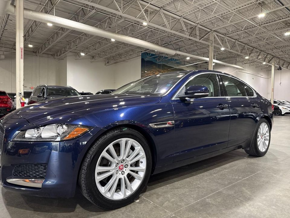 2017 Jaguar XF