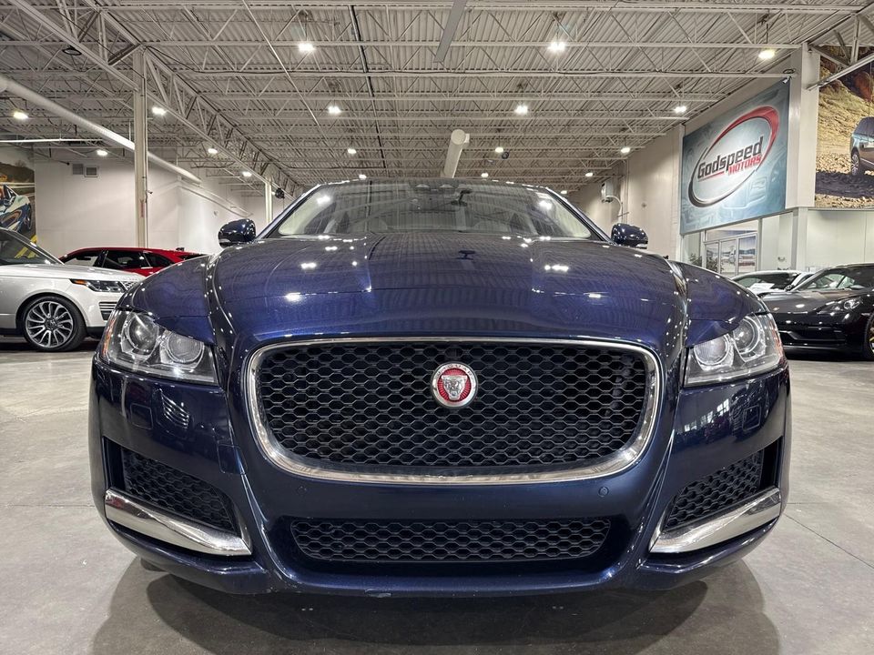 2017 Jaguar XF