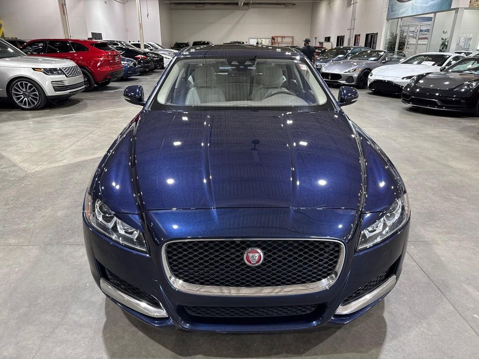 2017 Jaguar XF