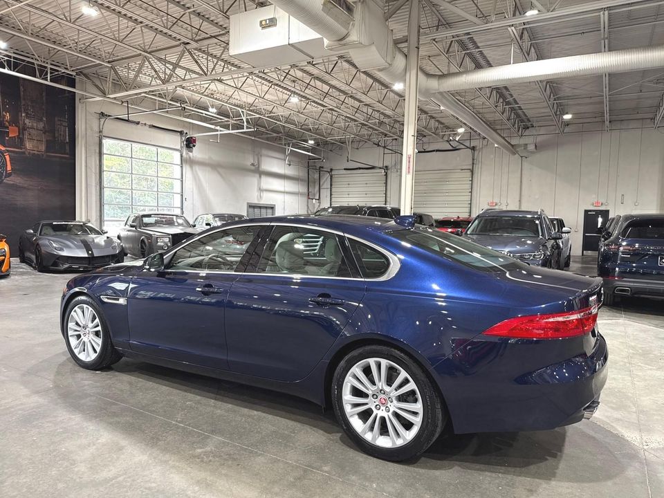 2017 Jaguar XF