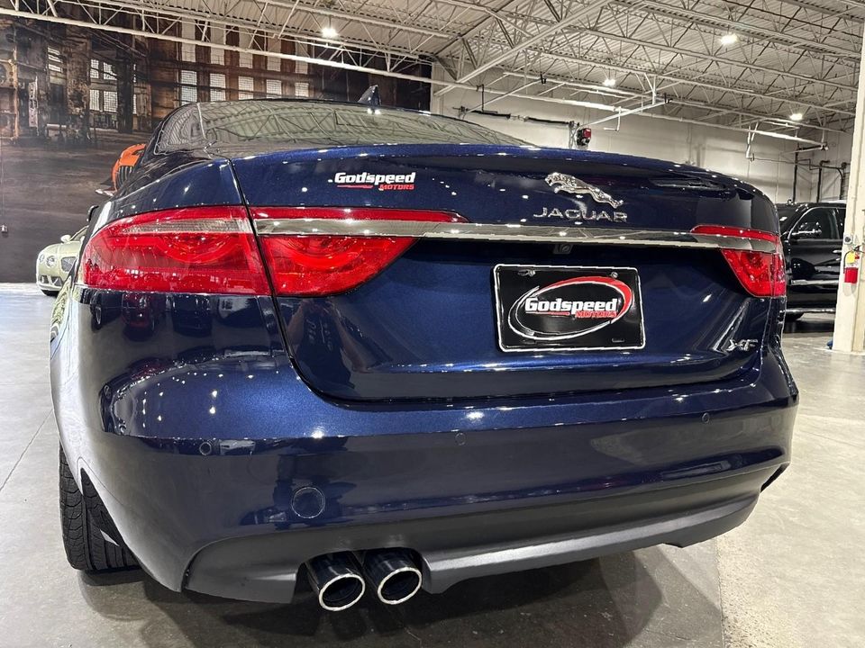 2017 Jaguar XF