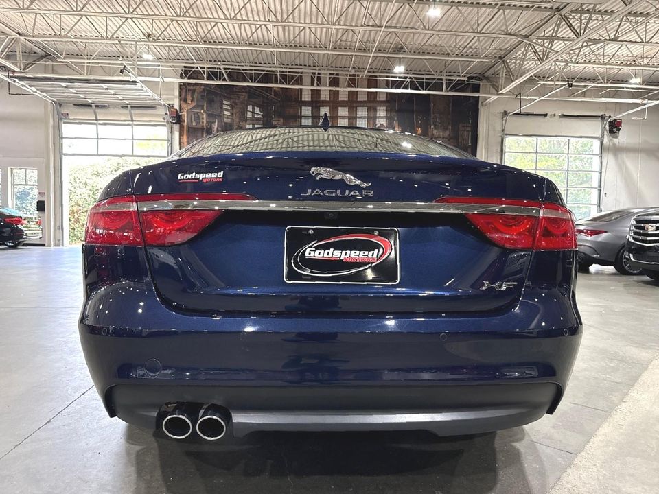 2017 Jaguar XF