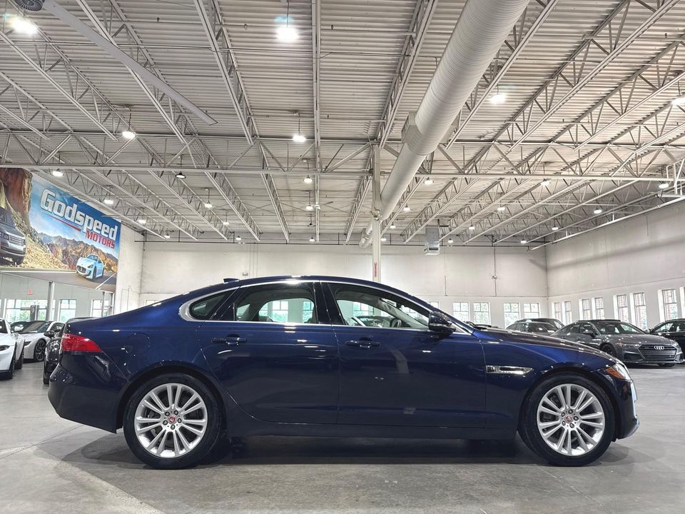 2017 Jaguar XF