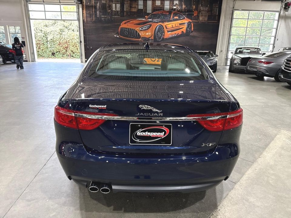 2017 Jaguar XF
