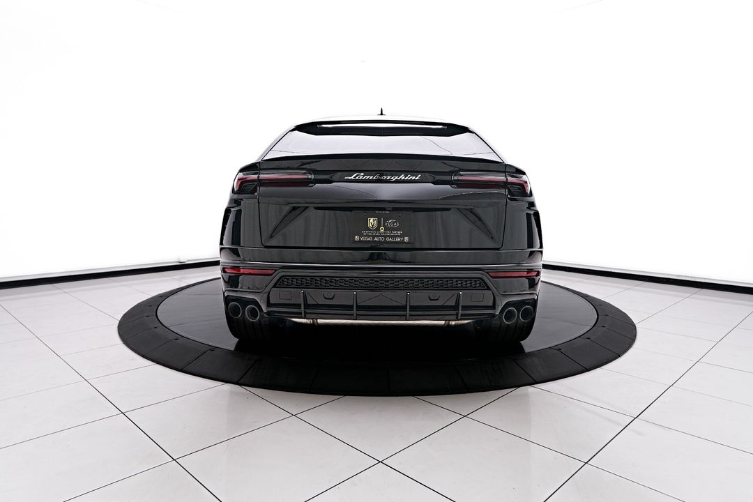 2022 Lamborghini Urus