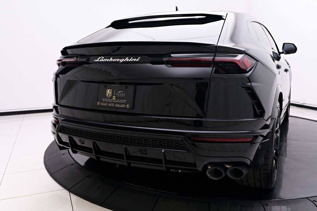 2022 Lamborghini Urus