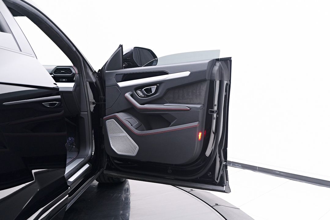 2022 Lamborghini Urus