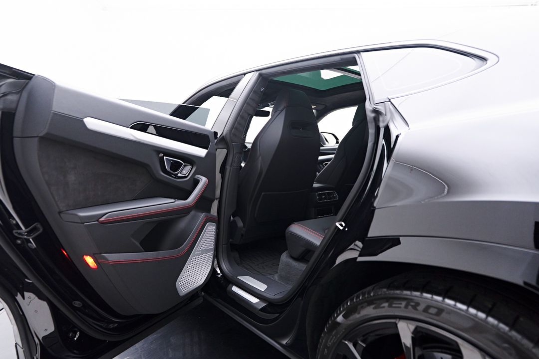 2022 Lamborghini Urus