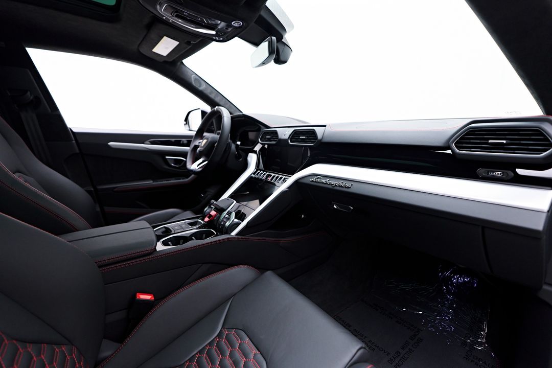 2022 Lamborghini Urus