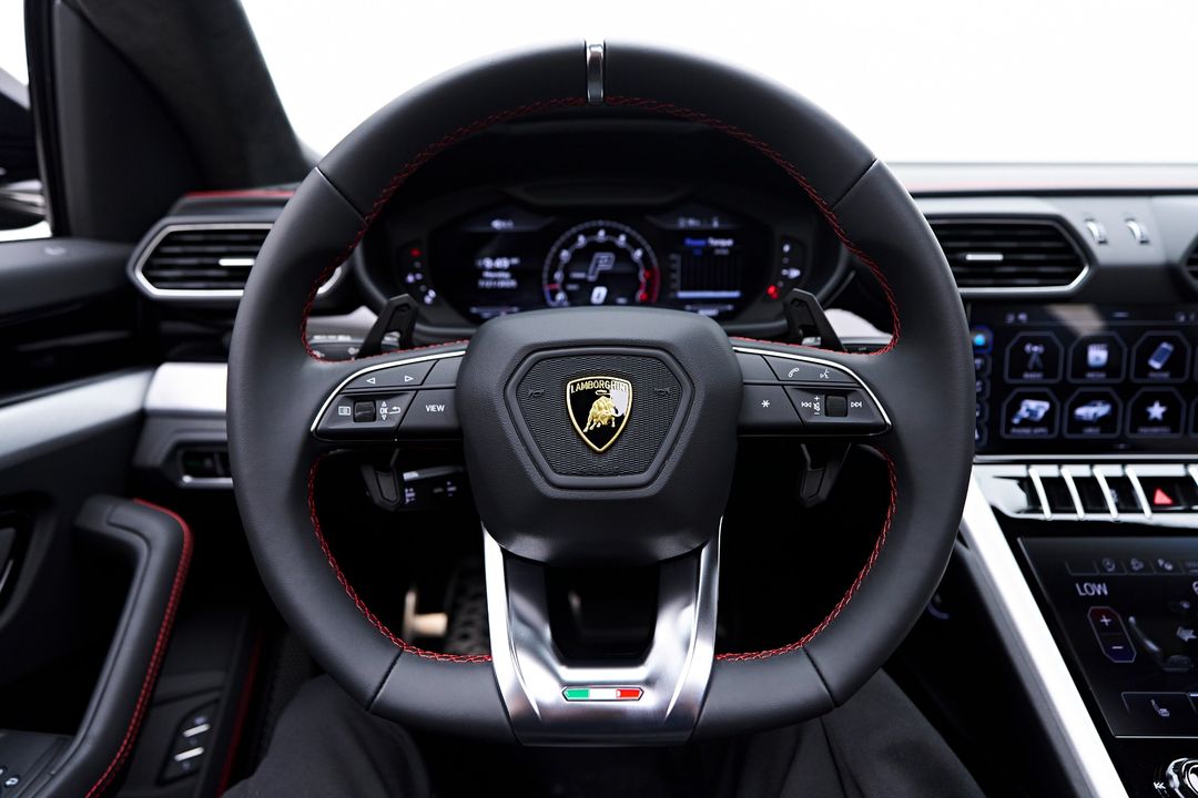 2022 Lamborghini Urus