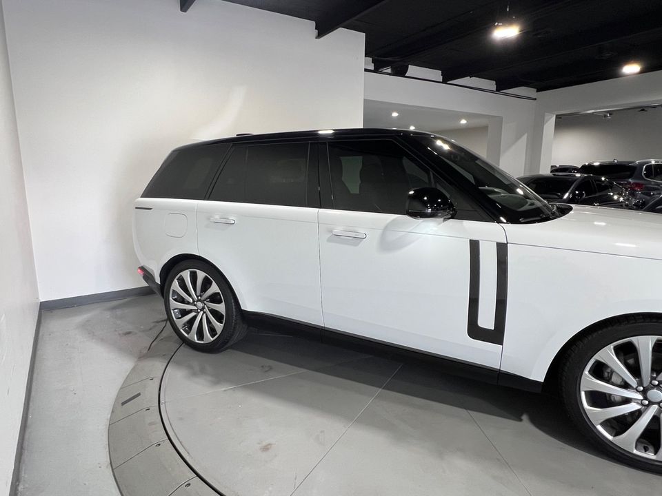 2023 Land Rover Range Rover P400 AWD