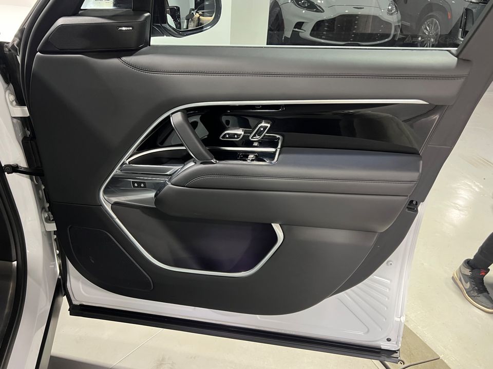2023 Land Rover Range Rover P400 AWD