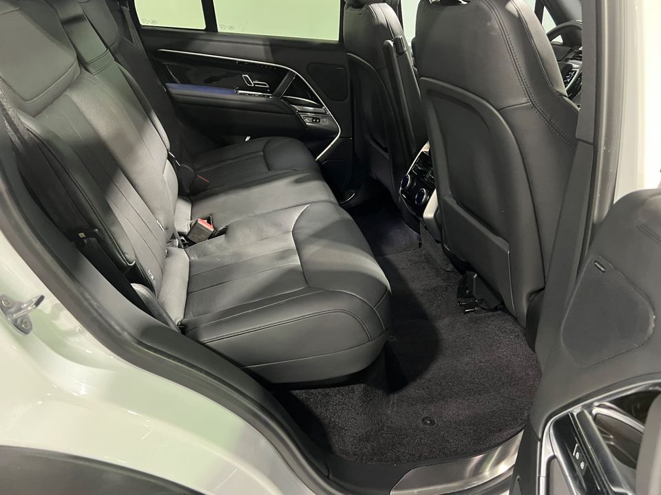 2023 Land Rover Range Rover P400 AWD