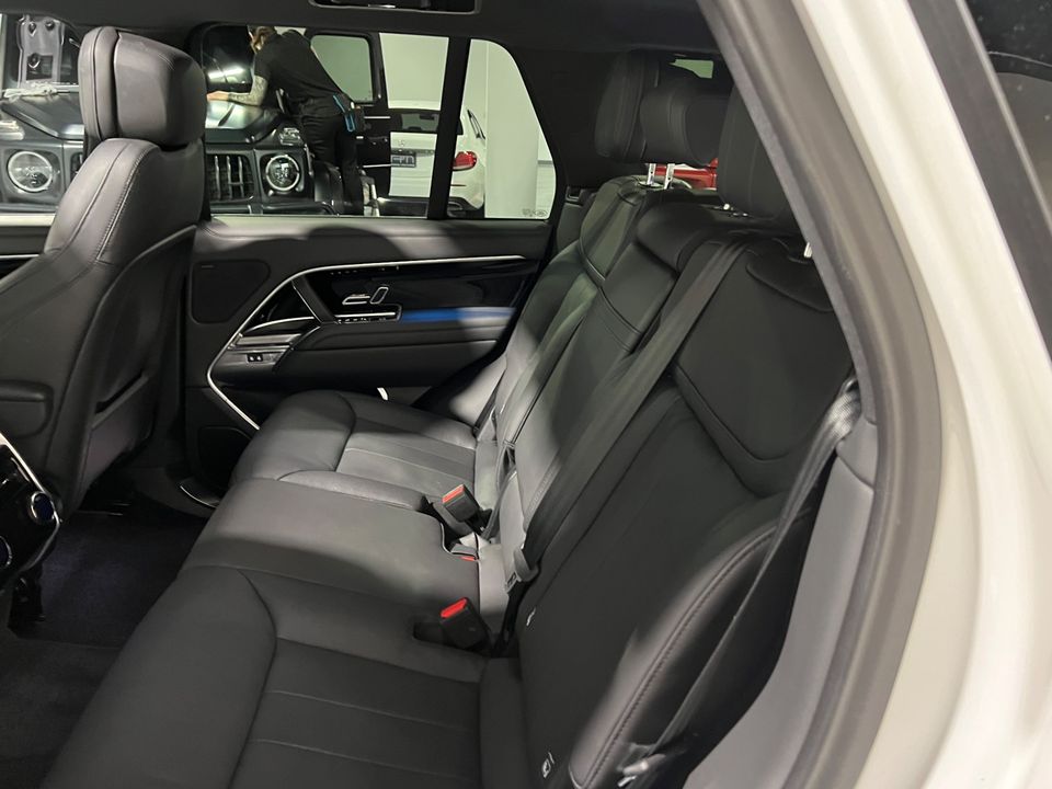 2023 Land Rover Range Rover P400 AWD