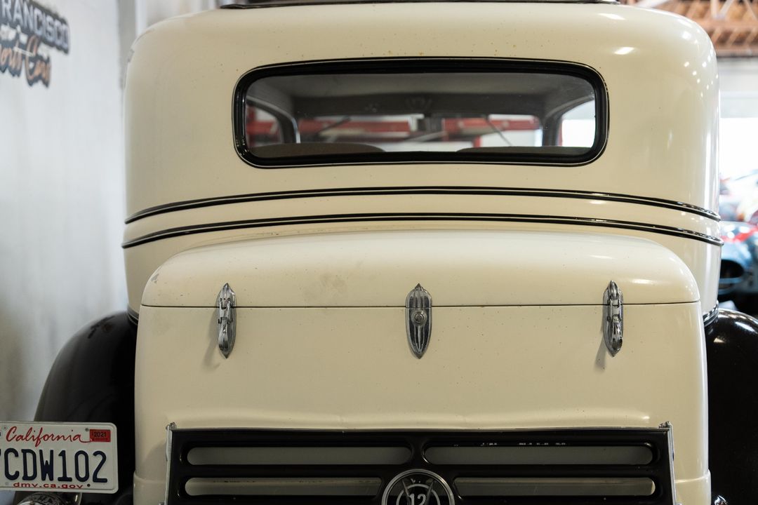 1932 Cadillac 370B
