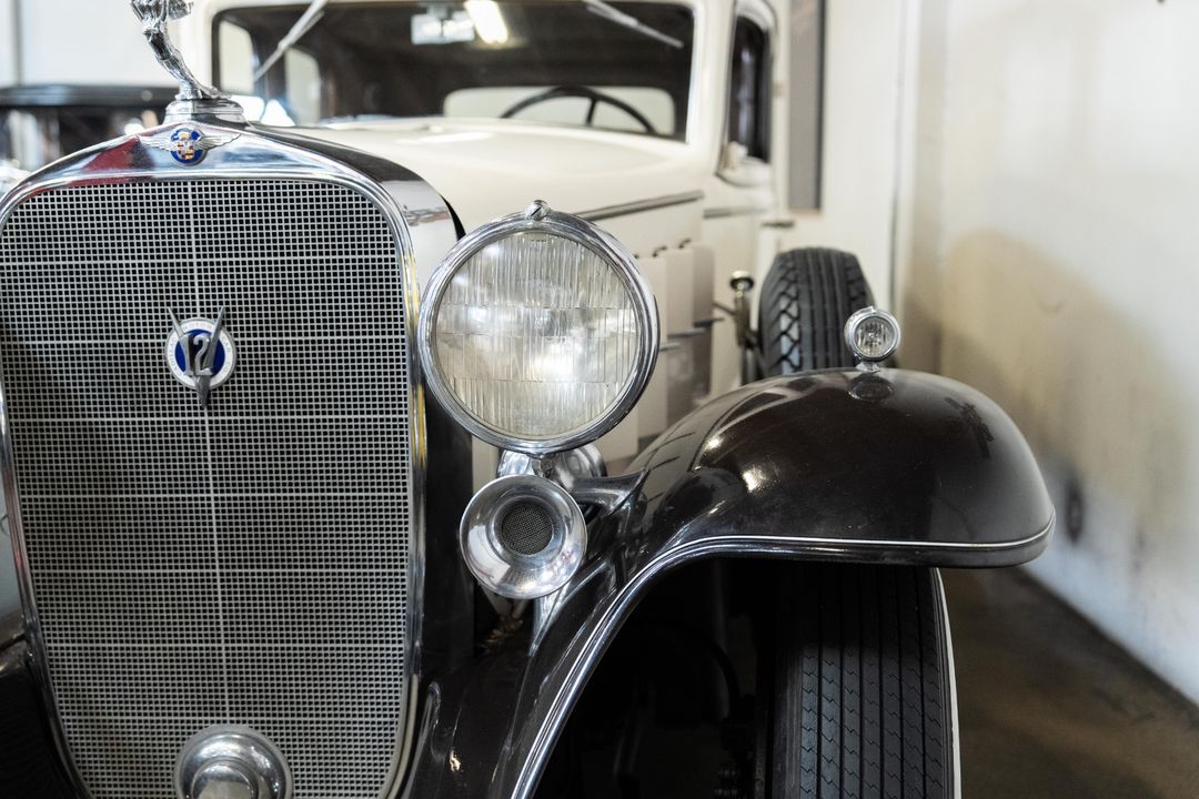 1932 Cadillac 370B