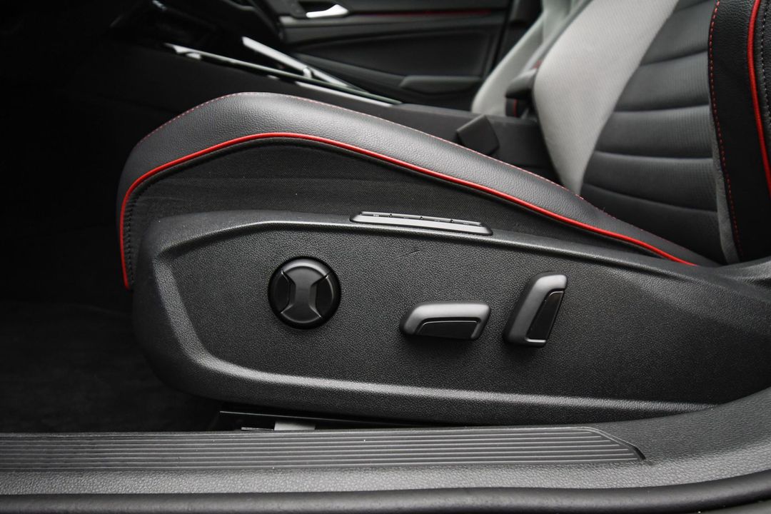 2024 Volkswagen Golf GTI