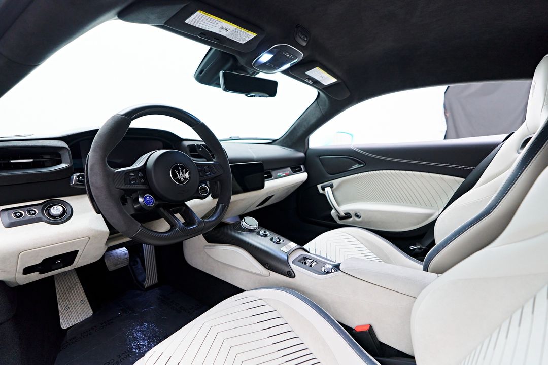 2023 Maserati MC20