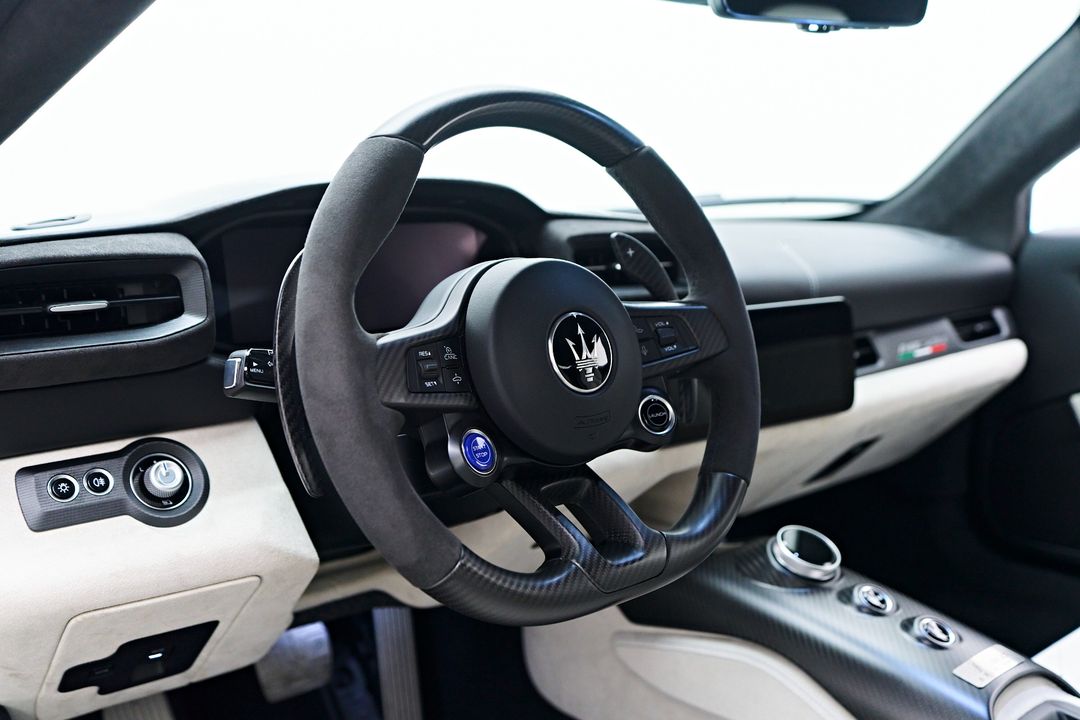 2023 Maserati MC20