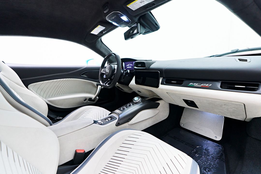 2023 Maserati MC20
