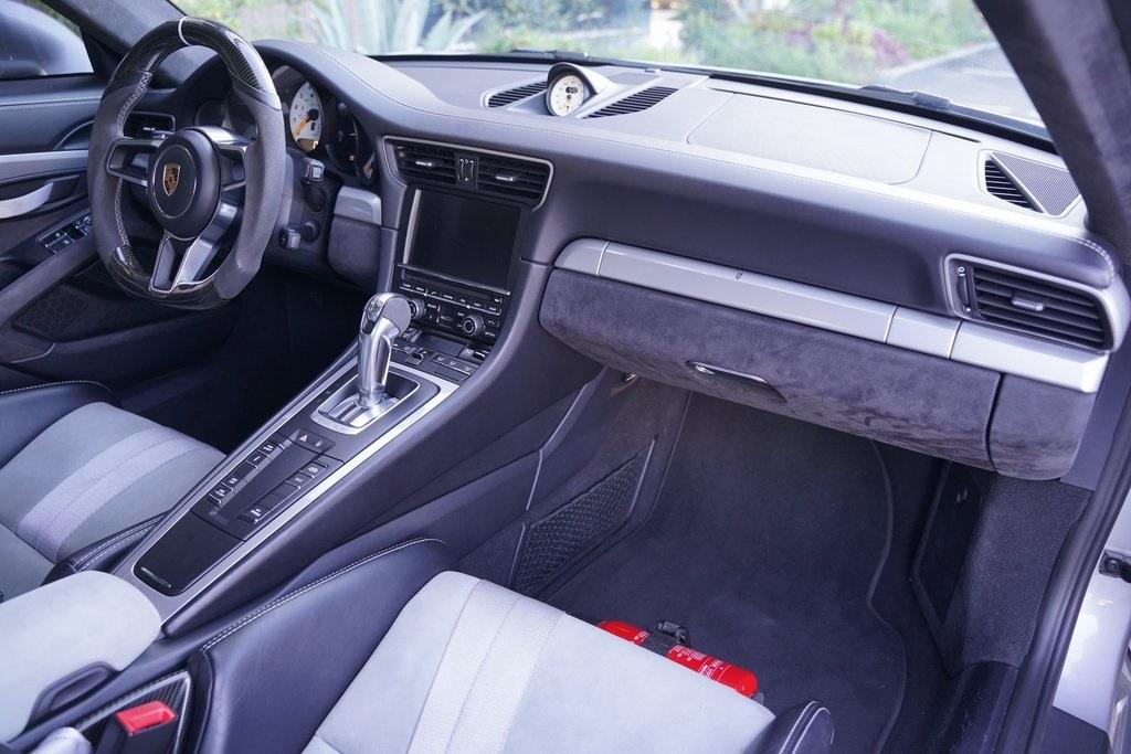 2016 Porsche 911