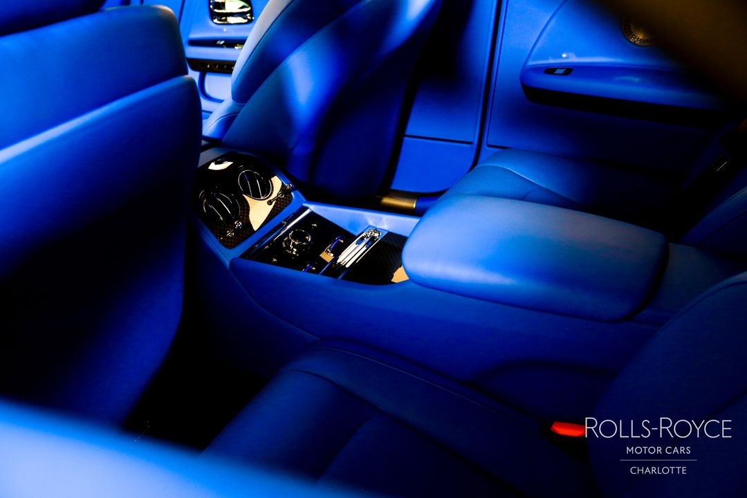 2025 Rolls-Royce Black Badge Spectre