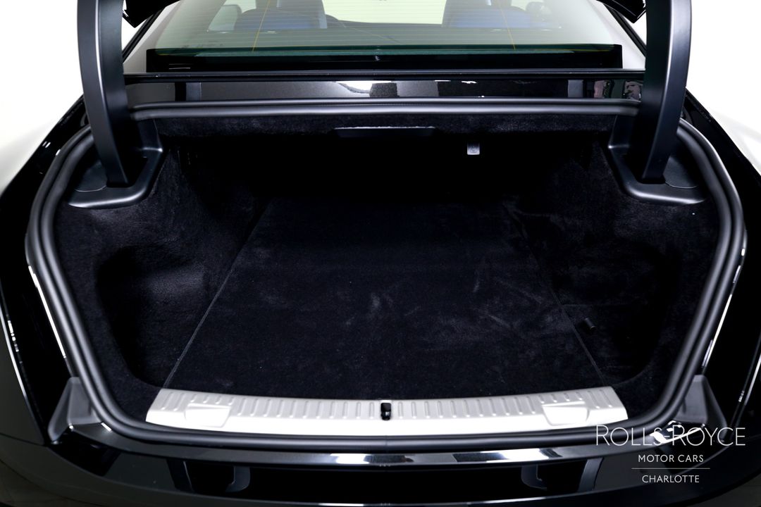 2025 Rolls-Royce Black Badge Spectre