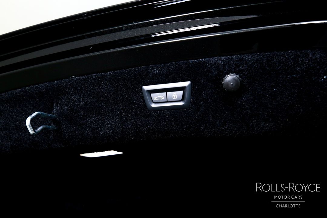2025 Rolls-Royce Black Badge Spectre