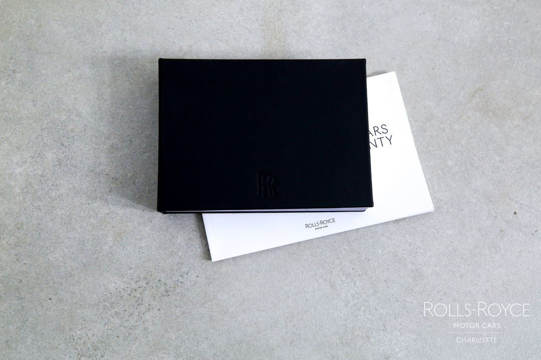 2025 Rolls-Royce Black Badge Spectre