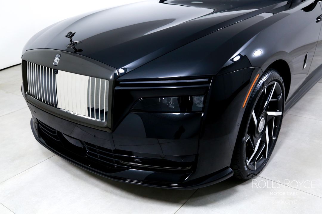 2025 Rolls-Royce Black Badge Spectre