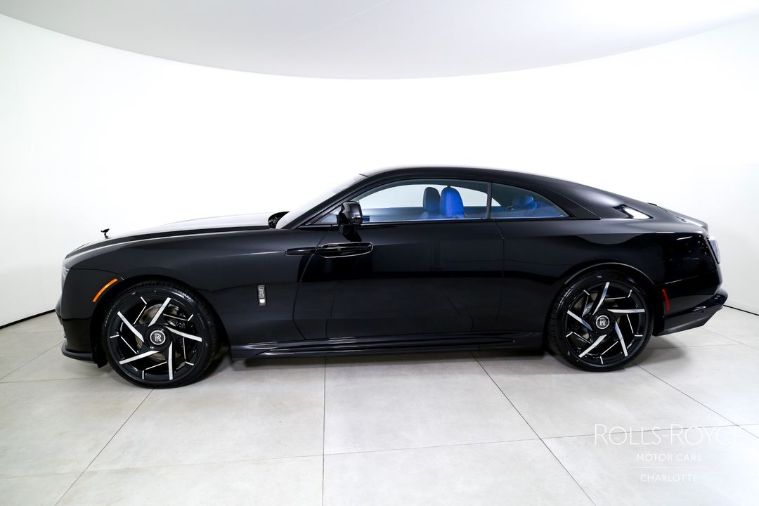 2025 Rolls-Royce Black Badge Spectre