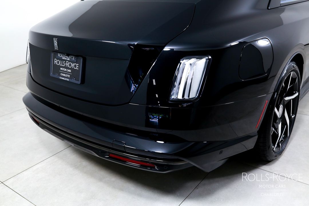 2025 Rolls-Royce Black Badge Spectre