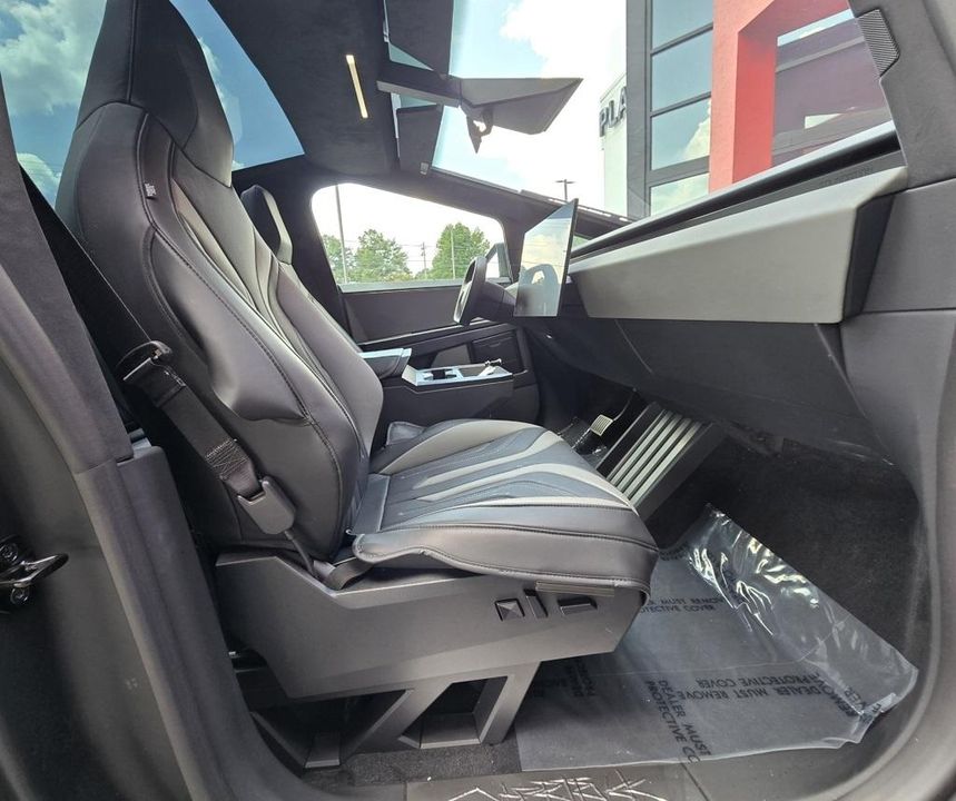 2024 Tesla Cybertruck