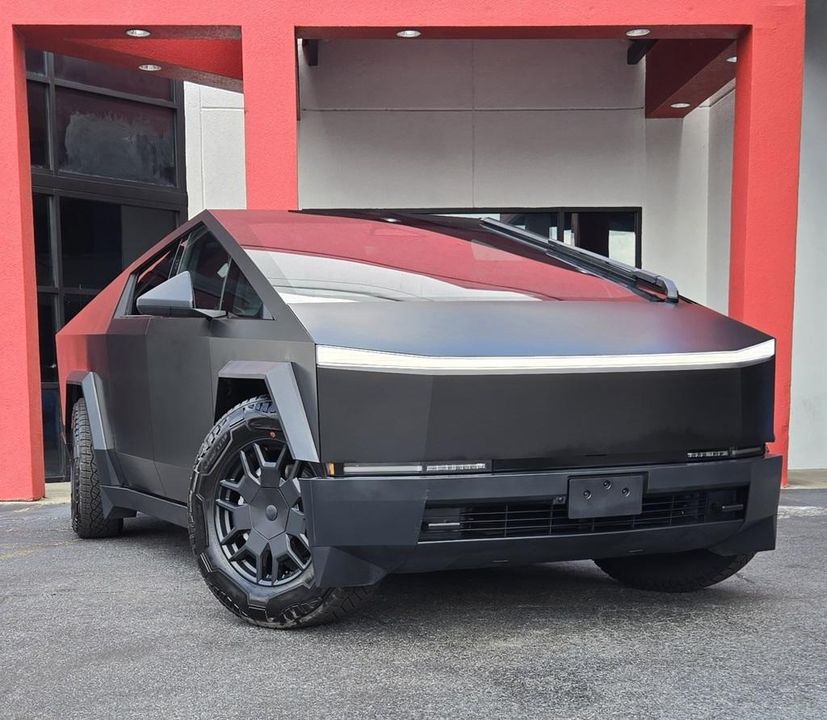 2024 Tesla Cybertruck