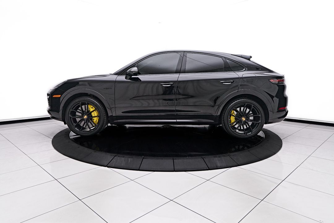 2021 Porsche Cayenne E-Hybrid Coupe