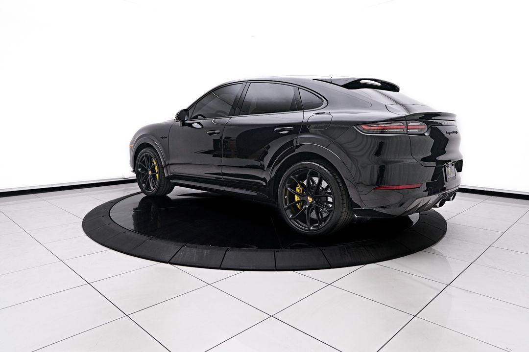 2021 Porsche Cayenne E-Hybrid Coupe
