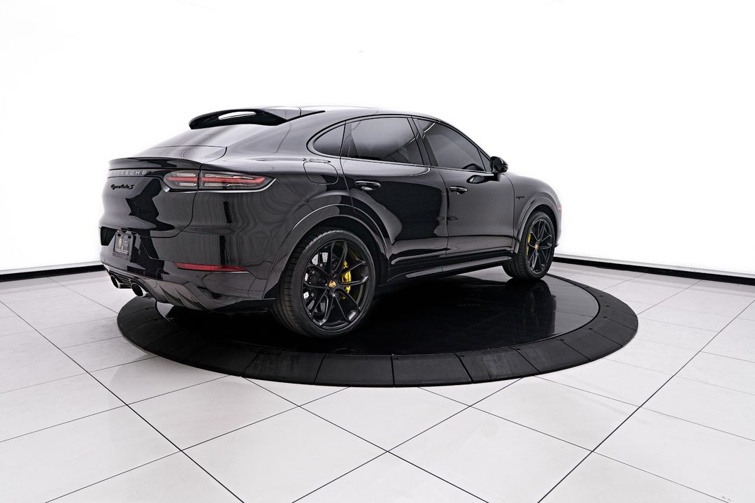 2021 Porsche Cayenne E-Hybrid Coupe