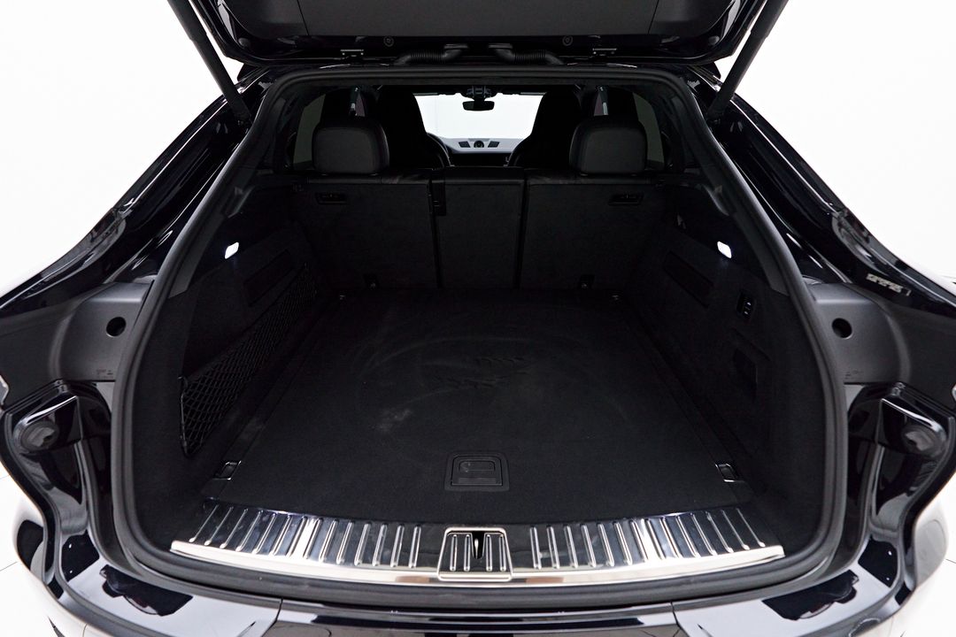 2021 Porsche Cayenne E-Hybrid Coupe