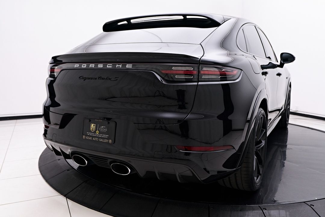 2021 Porsche Cayenne E-Hybrid Coupe