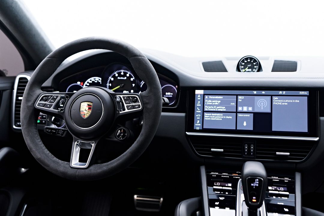 2021 Porsche Cayenne E-Hybrid Coupe