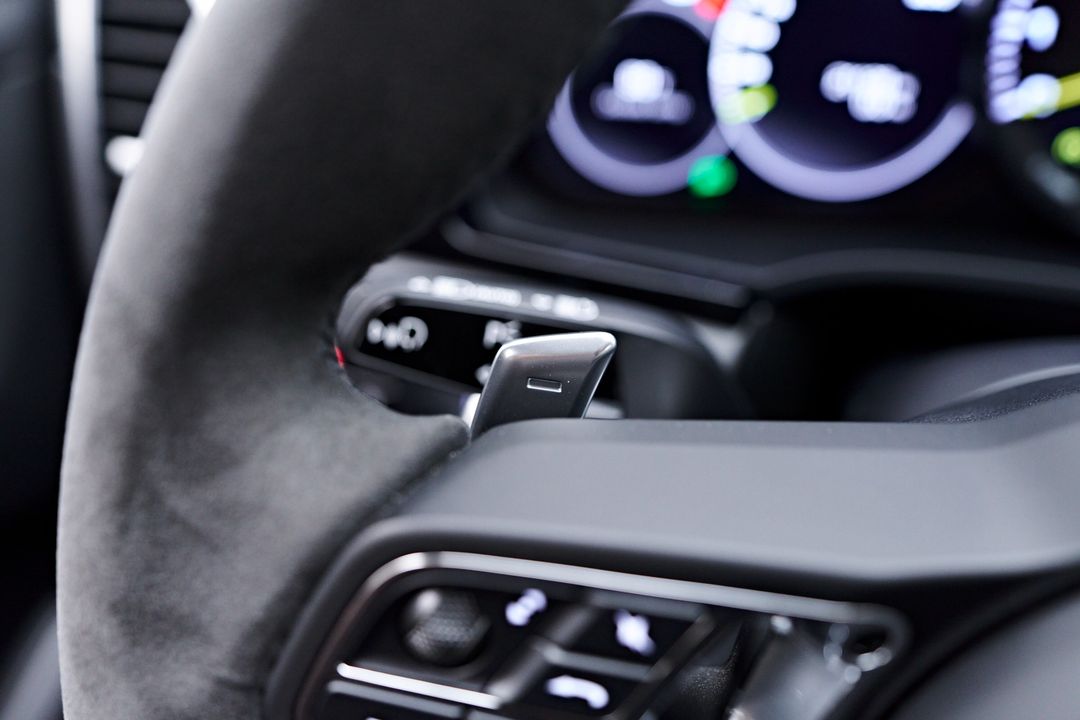 2021 Porsche Cayenne E-Hybrid Coupe