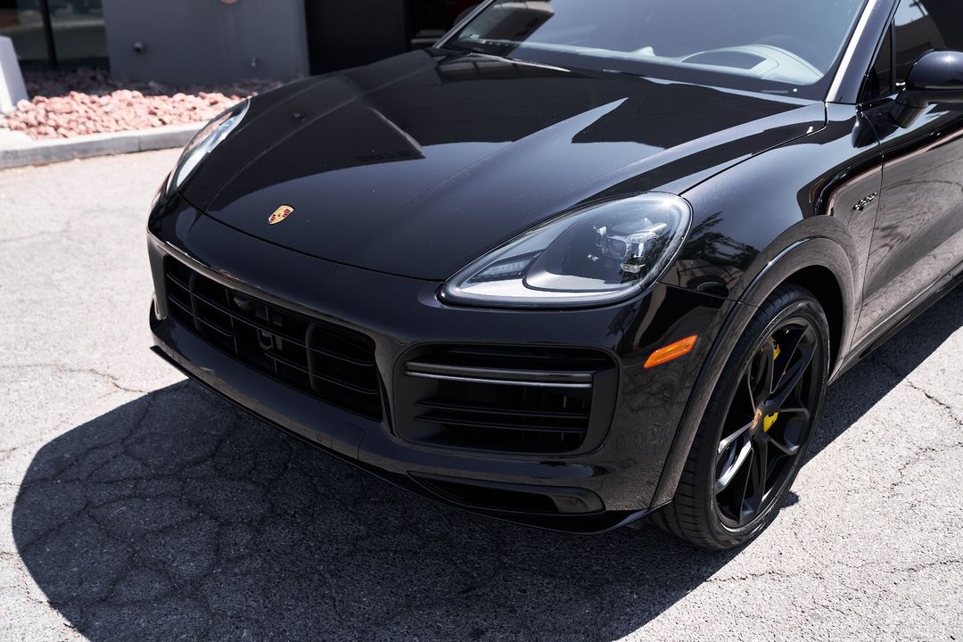 2021 Porsche Cayenne E-Hybrid Coupe