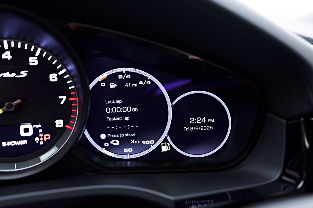 2021 Porsche Cayenne E-Hybrid Coupe