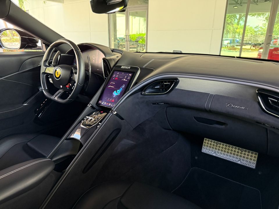 2021 Ferrari Roma